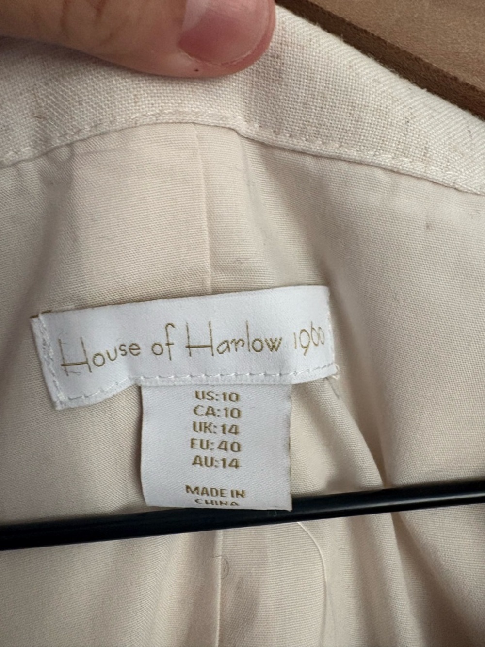 Hour of Harlow Sleeveless Button-Front Linen Vest Light Beige Chic Women’s 10 - Picture 2 of 6